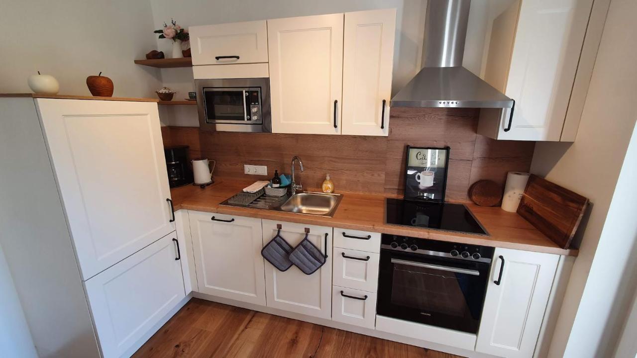 Ferienwohnung Edelbach Deluxe Sattendorf ภายนอก รูปภาพ